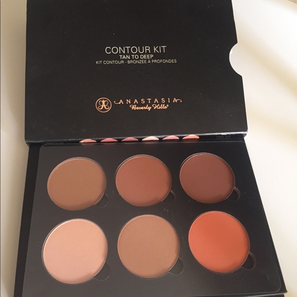 Anastasia Beverly Hills Tan to Deep Contour Kit - Picture 5 of 11